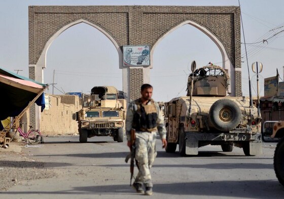 В Афганистане около 100 военных пропали без вести после атаки талибов