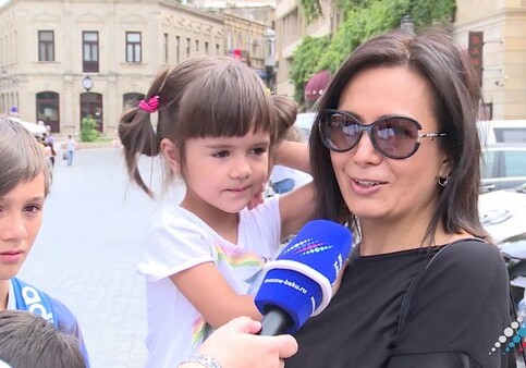 «Вкусно и сытно»: туристы восторгаются азербайджанской кухней (Видео) 