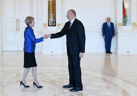 Президент Азербайджана принял новых послов Исландии, Бенина и Вьетнама (Фото)