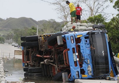 Число погибших в результате тайфуна на Филиппинах приблизилось к 60