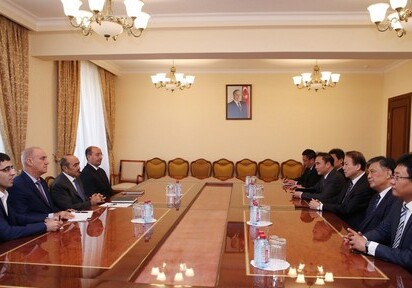 Али Гасанов встретился с главным редактором агентства Синьхуа (Фото)