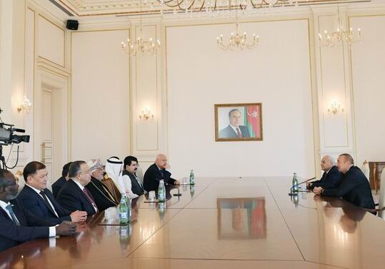 Президент Ильхам Алиев принял руководителей парламентов ряда стран (Фото-Обновлено)