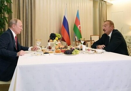 «Путин визитом в Баку направил месседж Еревану» – Российский эксперт