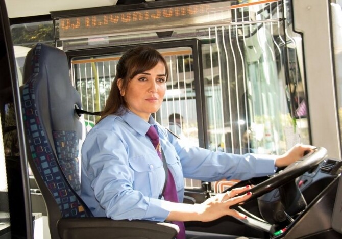 В Баку автобусы начнут водить женщины (Видео)