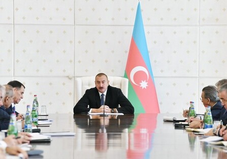 Президент Азербайджана провел заседание Кабмина по итогам социально-экономического развития за 9 месяцев (Фото-Обновлено)