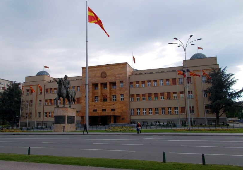 Македонский парламент поддержал переименование страны