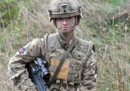 Женщинам в Британии разрешили служить в спецназе - Где еще это разрешено?