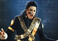 Майкл Джексон вновь возглавил рейтинг самых богатых умерших знаменитостей