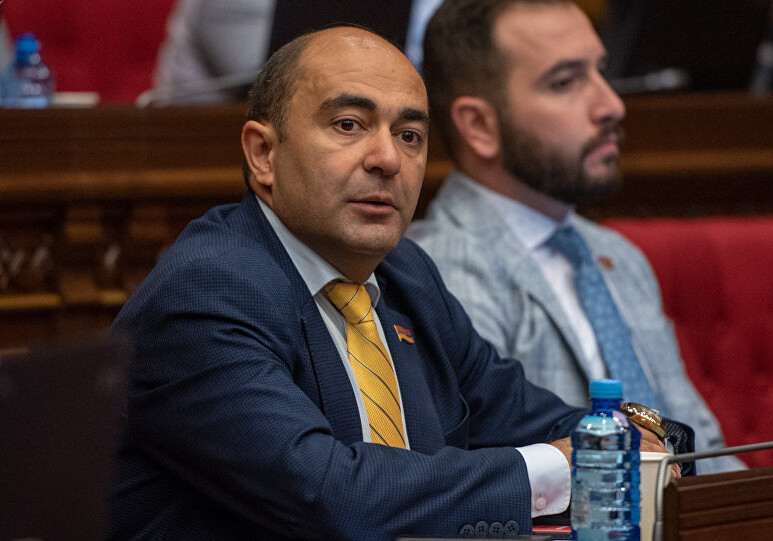 Партия «Светлая Армения» пойдет на выборы в одиночку – блок «Луйс» развалился