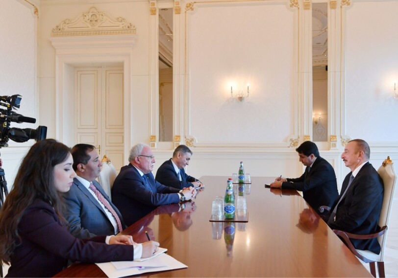 Президент Ильхам Алиев принял делегацию Палестины