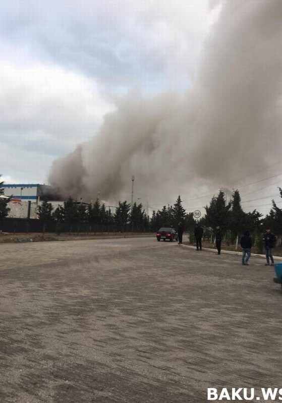 Пожар на электростанции в Баку (Фото-Видео)