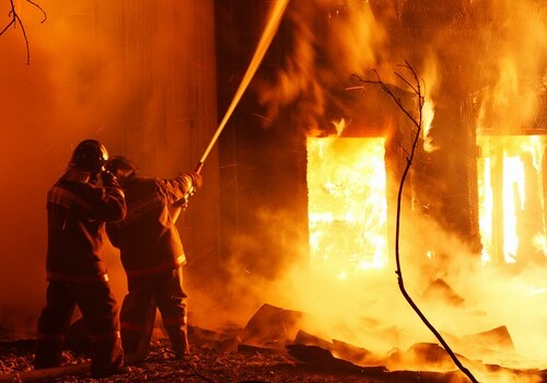 Страшный пожар в Дашкесане унес жизни женщины и четверых детей