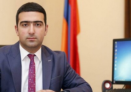 Экс-управделами аппарата правительства Армении покинул партию Пашиняна, обвинив ее в тотальной диктатуре