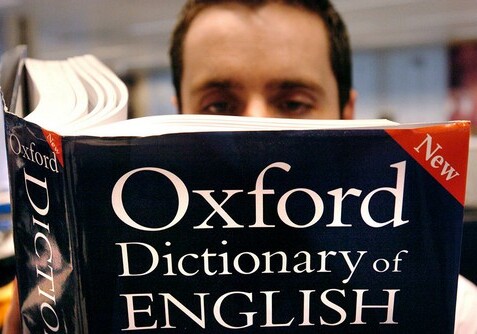 Оксфордский словарь объявил слово года