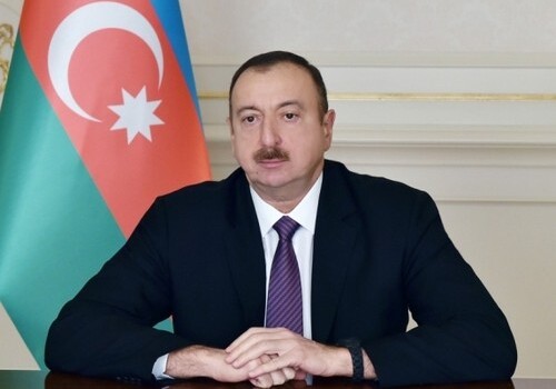 Президент Ильхам Алиев поздравил председателя Президиума Боснии и Герцеговины