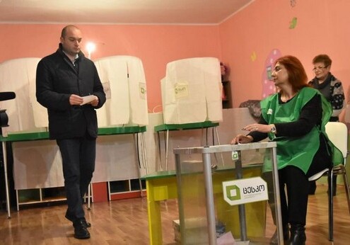 В Грузии начался второй тур президентских выборов 