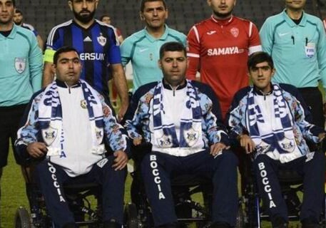 Сюрприз для людей с ограниченными возможностями от футболистов «Карабаха» (Видео)