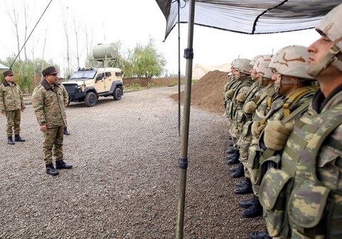Министр обороны Азербайджана проверил боеготовность передовых частей (Фото-Видео)