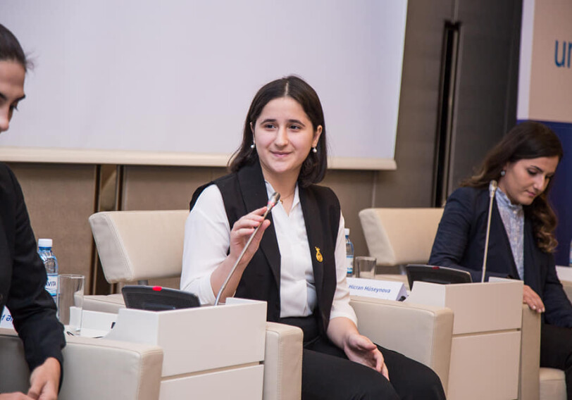Азербайджанская школьница из списка 100 самых влиятельных женщин мира Рейхан Джамалова:«Испытываю гордость от того, что мое имя попало в списки ВВС и Forbes»