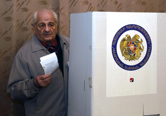 Явка на выборах в Армении составила 48,63% – большинство избирателей проигнорировало голосование