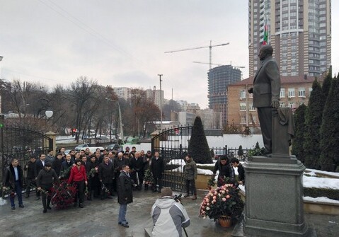 Память общенационального лидера азербайджанского народа почтили в Украине (Фото)