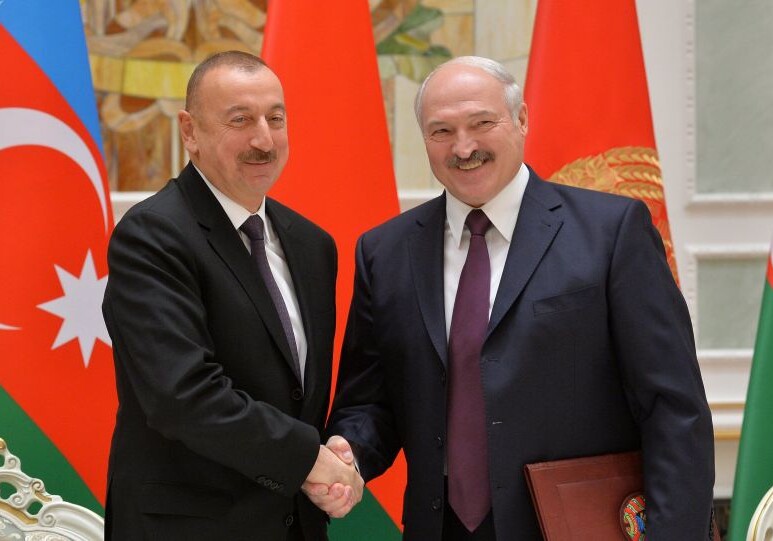 Лукашенко рассказал, как Ильхам Алиев помог Белоруссии: Поэтому я к нему отношусь просто как к очень близкому человеку