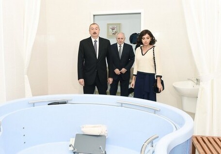 Президент Азербайджан ознакомился с условиями после реконструкции в НИИ медицинской реабилитации (Фото)