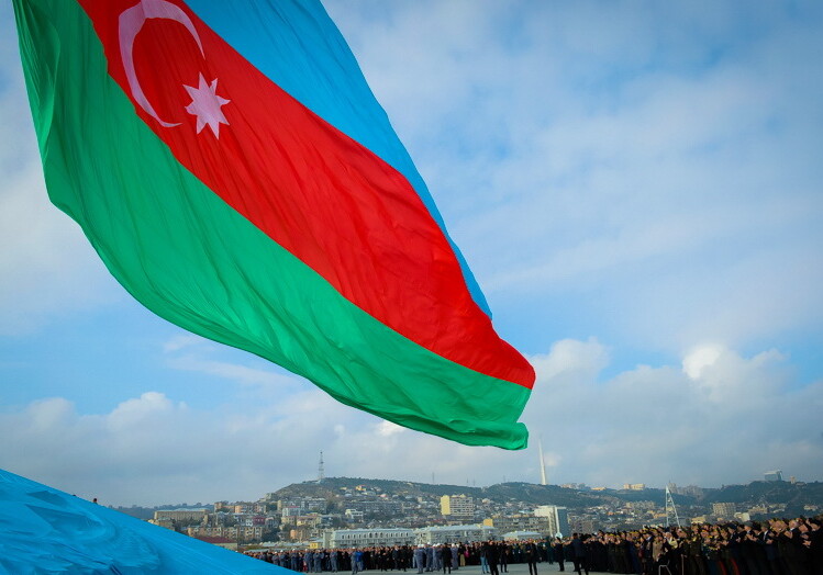 Журнал «Амбасадор»: Азербайджан продвигается к Европе