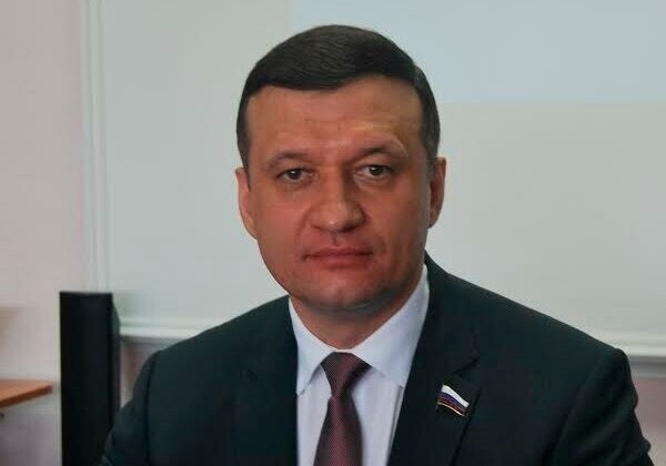 Д.Савельев: «Президент Ильхам Алиев воплощает в реальность мечты миллионов азербайджанцев»