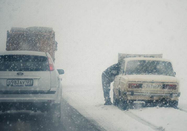 Минэкологии Азербайджана предупредило водителей о снегопаде