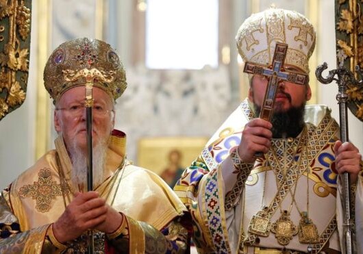 Вселенский патриарх Варфоломей вручил Православной церкви Украины томос об автокефалии (Фото-Видео)