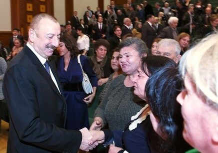 Ильхам Алиев: «Наш народ гордится шехидами, они вечно будут жить в наших сердцах» (Фото)