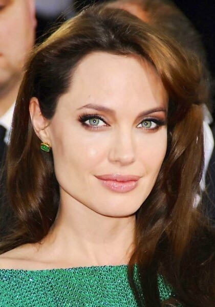 Анджелина Джоли снимется в триллере