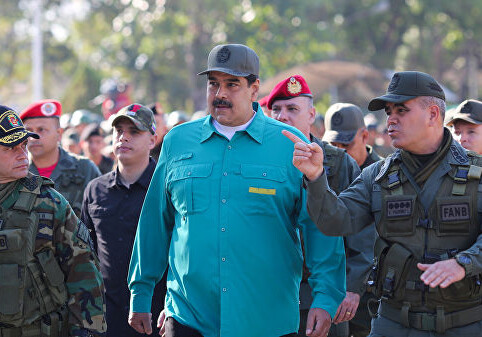 Мадуро объявил о создании более 50 тыс. подразделений народного ополчения в Венесуэле