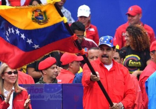Мадуро согласился на досрочные выборы в парламент Венесуэлы