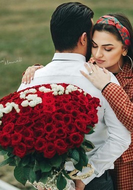 Что дарят друг другу влюбленные на День святого Валентина в Азербайджане? – Опрос