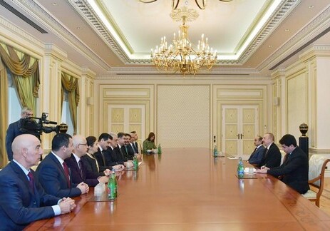 Президент Азербайджана принял турецкую делегацию (Фото)