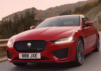 Компания Jaguar представила обновленный седан XE (Видео)  