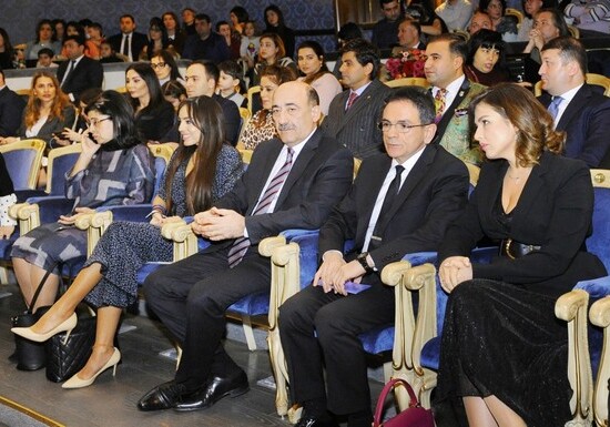 Лейла Алиева побывала на премьере спектакля «Маленький принц» (Фото)