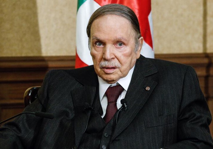 Президент Алжира в тяжелом состоянии госпитализирован в Швейцарии