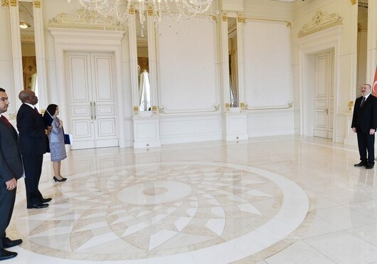 Президент Азербайджана принял послов Венесуэлы, Руанды и Таиланда (Фото)