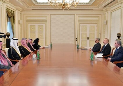 Президент Азербайджана принял делегацию Саудовской Аравии (Обновлено)