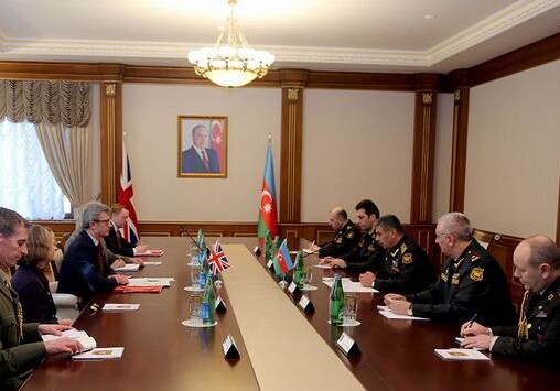Великобритания заинтересована в укреплении военных связей с Азербайджаном - министр Ник Гурр (Фото)
