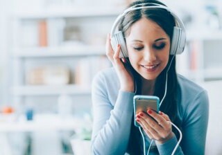 Новое исследование выявило опасность прослушивания музыки
