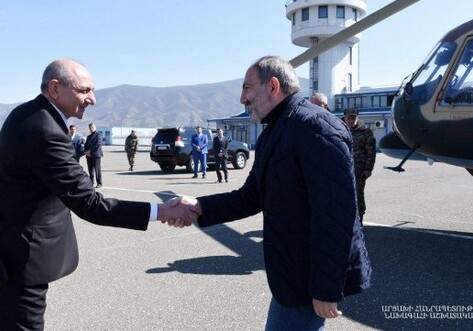 Пашинян пожаловал в гости к карабахским сепаратистам
