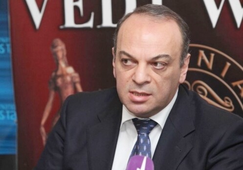 Меликян: «Официальный Ереван планирует выступить на переговорах с инициативой, которая может иметь поворотное значение»