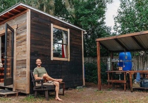 Американец построил дом-будку за 1500 долларов