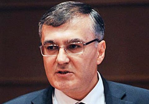 Фуад Ахундов: «Поздравляя курдскую общину с праздником Новруз, Пашинян пытается продемонстрировать якобы многонациональность Армении»