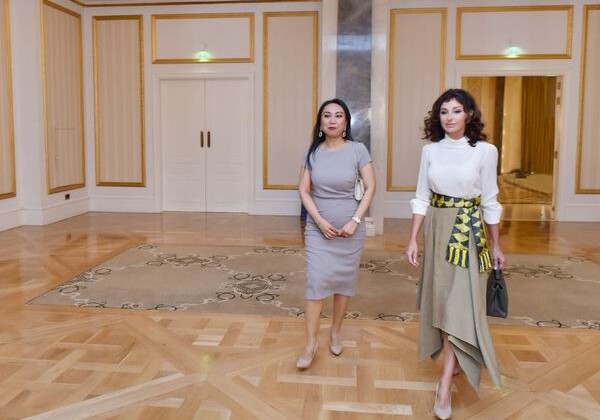 Первый вице-президент Мехрибан Алиева встретилась с супругами руководителей дипломатических миссий (Фото)
