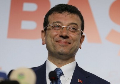 Оппозиционный кандидат в мэры Стамбула объявил о победе на выборах